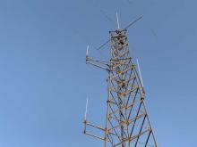 Feed point at the pulley on the tower 